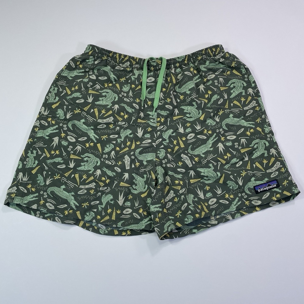 Patagonia Mens Small Green Swim Trunks Alligator Frog Print Nature Vacation 26x4